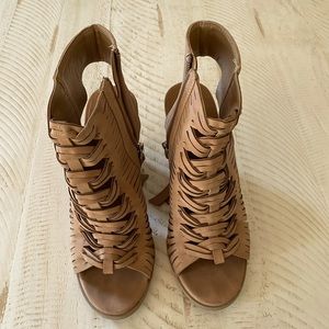 Dolce Vita opened toe nude / tan bootie